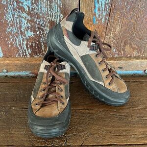 Lowa Hiking Shoes Low Boots NO INSOLES Size 6.5